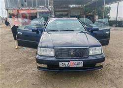 تۆیۆتا کراون